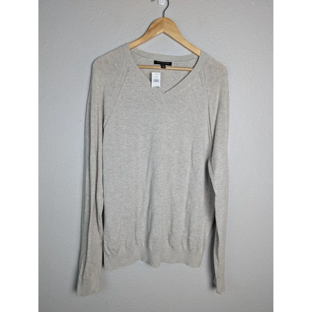 Banana Republic Sweater Mens L Beige‎ V-Neck Cotton Lightweight Pullover